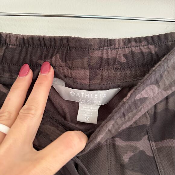 NWT Athleta Farallon Camo Pattern Mid Rise Jogger Green 10 - Picture 9 of 14